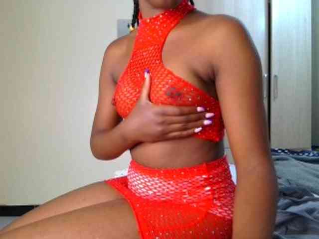 Brownchickebony webcam