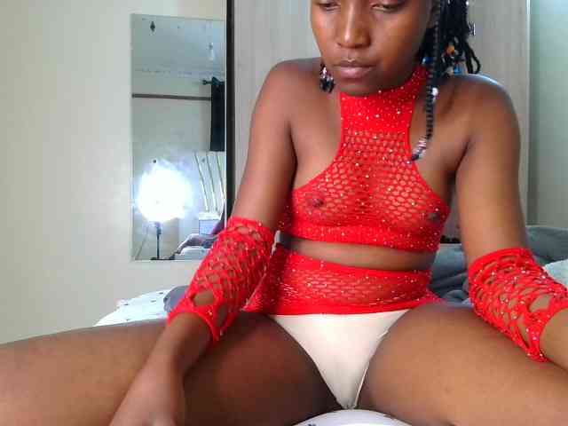 Brownchickebony webcam