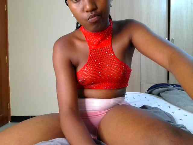 Brownchickebony webcam