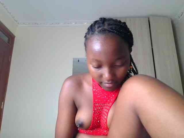 Brownchickebony webcam