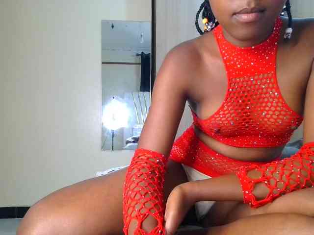 Brownchickebony webcam