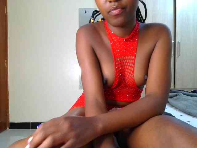 Brownchickebony webcam