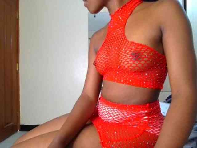 Brownchickebony webcam