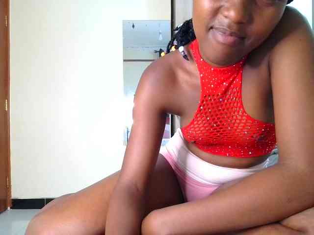 Brownchickebony webcam