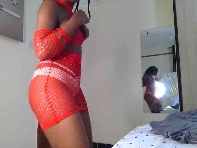 Brownchickebony webcam