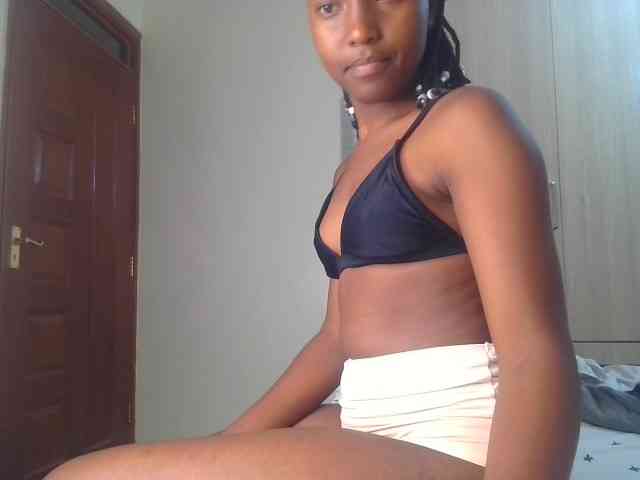 Brownchickebony webcam