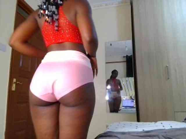 Brownchickebony webcam