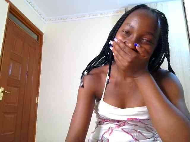 Brownchickebony webcam