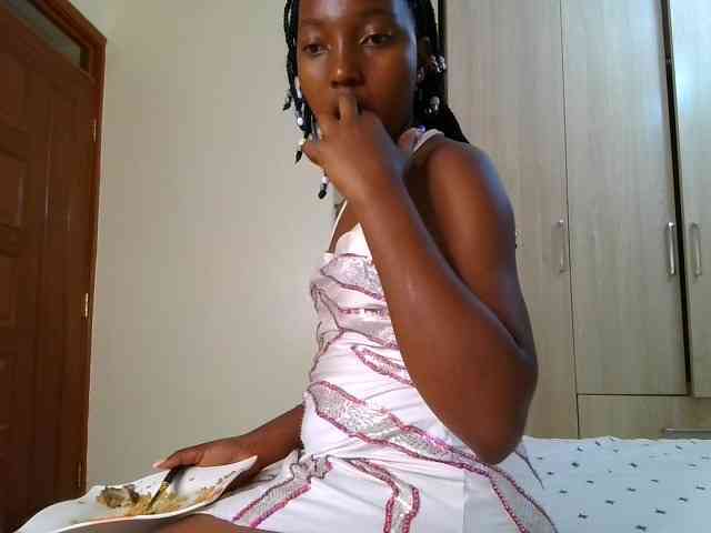 Brownchickebony webcam