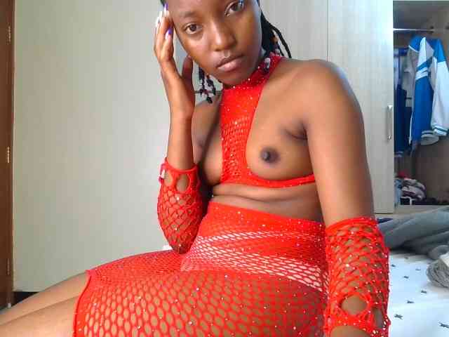 Brownchickebony webcam