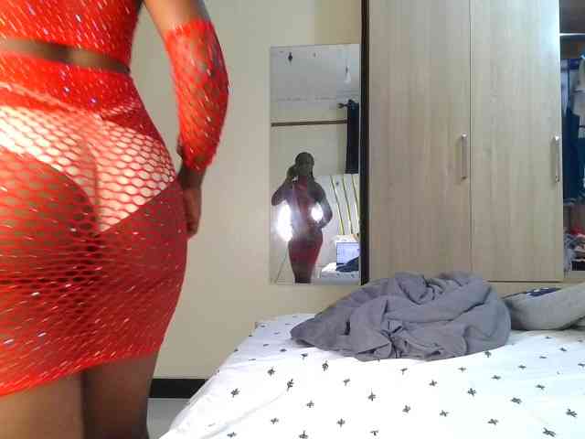 Brownchickebony webcam