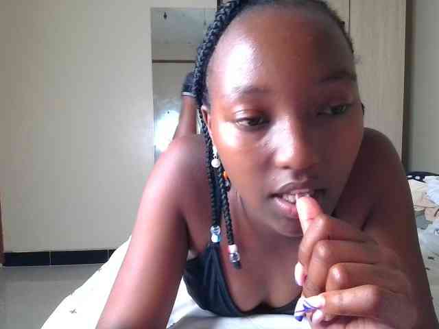 Brownchickebony webcam