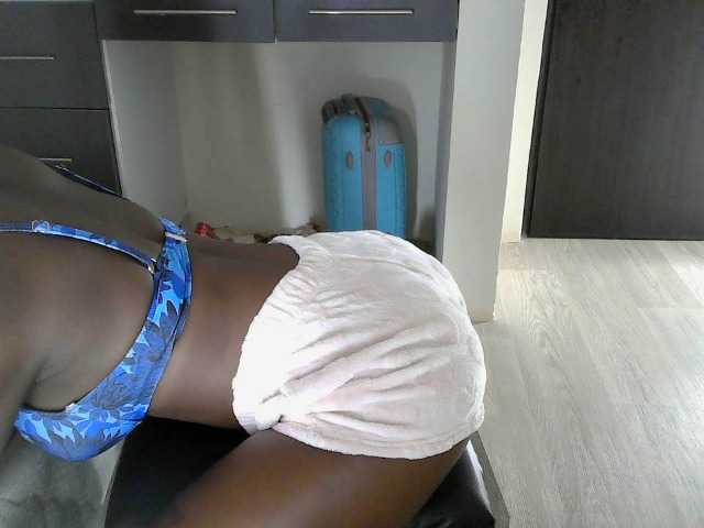 Ebonyshanti webcam bongacams model stream image