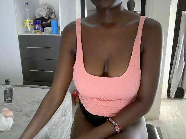 Ebonyshanti webcam
