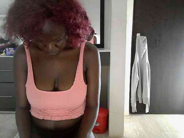 Ebonyshanti webcam