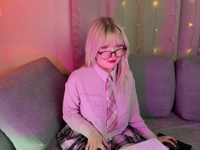 le modèle mary-piersen est en webcam porno dans un show sur le site bongacams, il possède les tags suivants: White/Caucasian,Blonde,Shaved