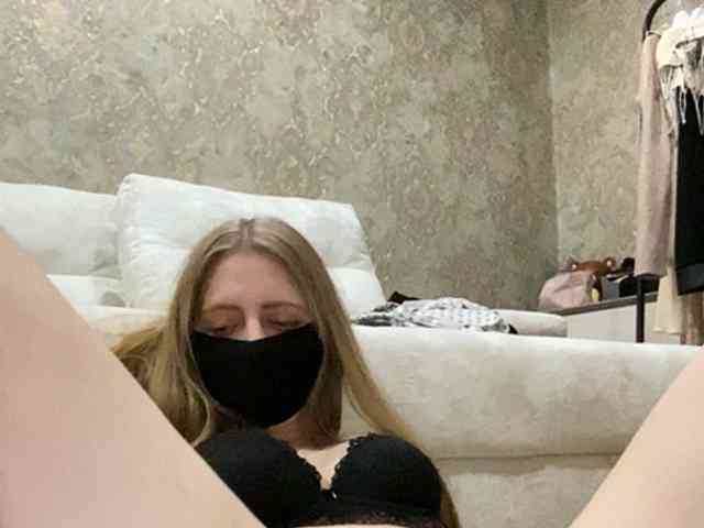 Miss-kaprizz26 webcam