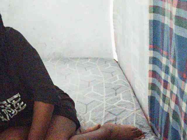 Sweetdiva2 Live Webcam on BongaCams