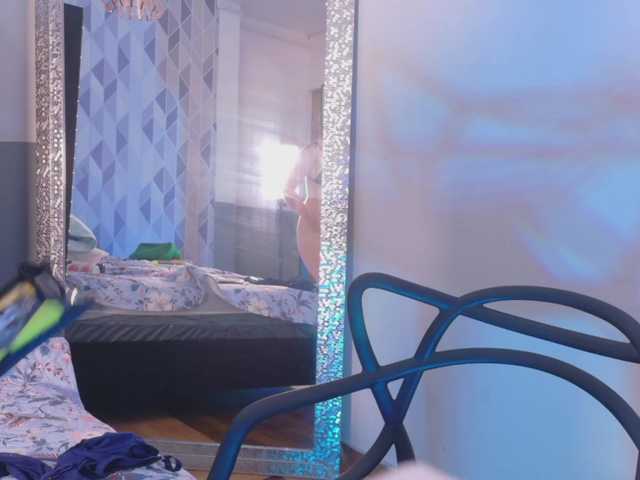 naughtyyindiann's BongaCams show and profile