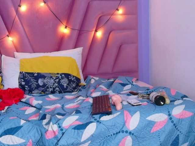 naughtyyindiann's BongaCams show and profile