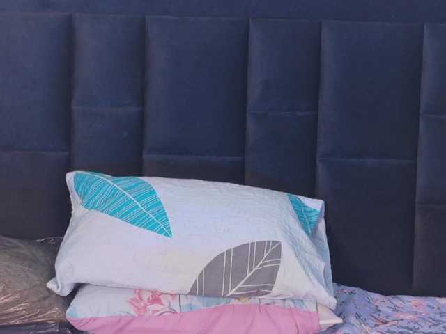 naughtyyindiann's BongaCams show and profile