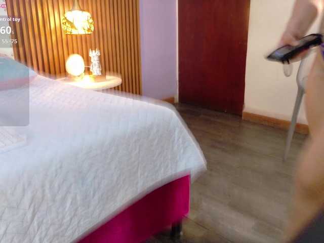 naughtyyindiann's BongaCams show and profile