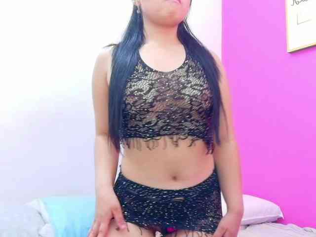 naughtyyindiann webcam