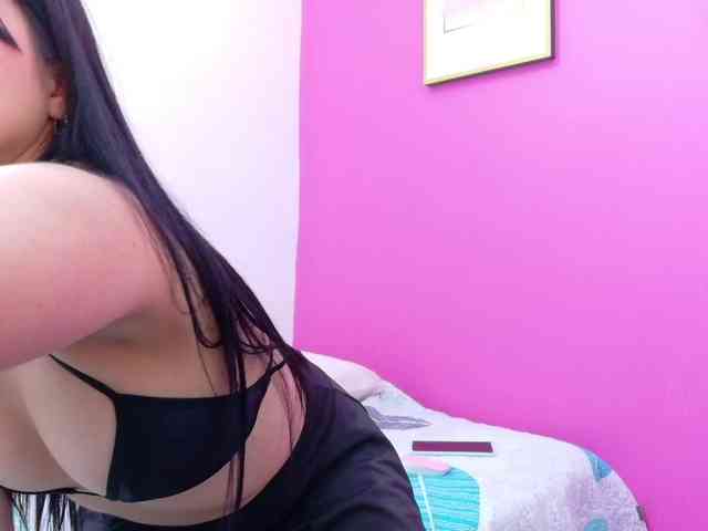 naughtyyindiann webcam