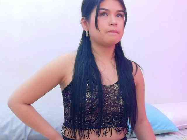 naughtyyindiann webcam