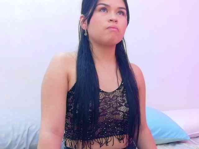 naughtyyindiann webcam