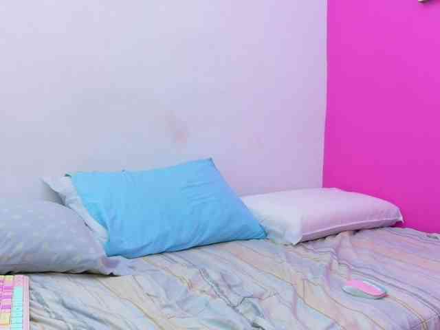 naughtyyindiann webcam