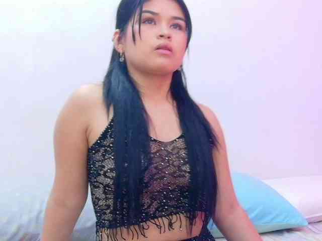 naughtyyindiann webcam