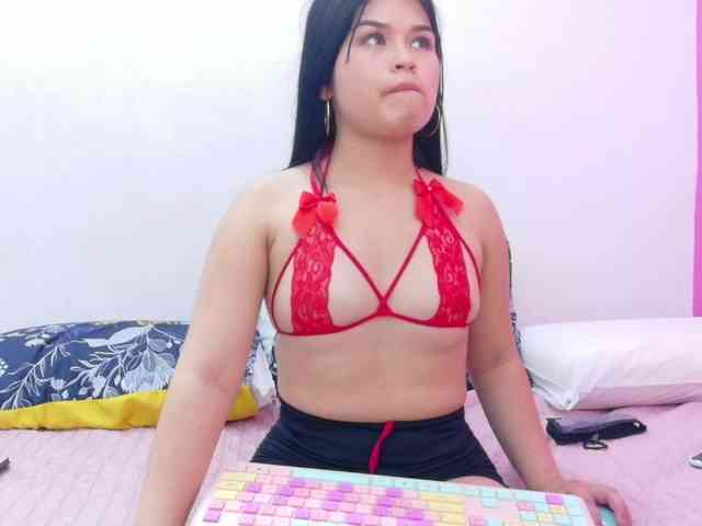 naughtyyindiann webcam