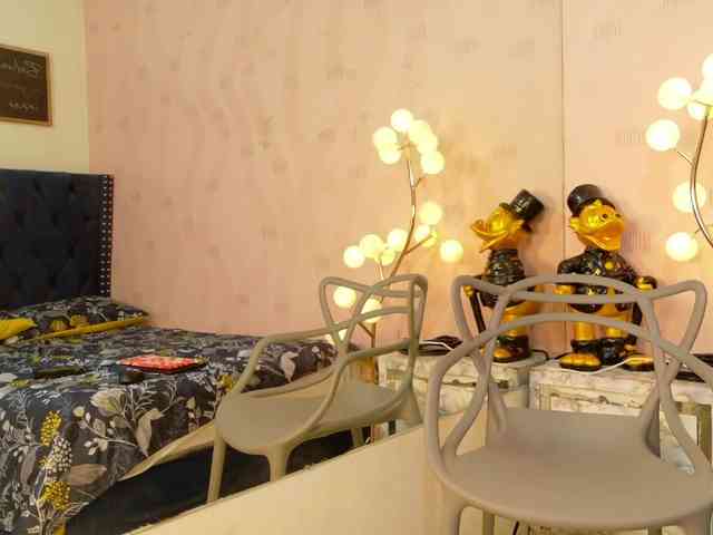 naughtyyindiann webcam