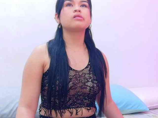 naughtyyindiann webcam