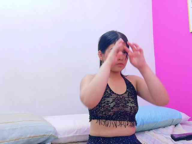 naughtyyindiann webcam