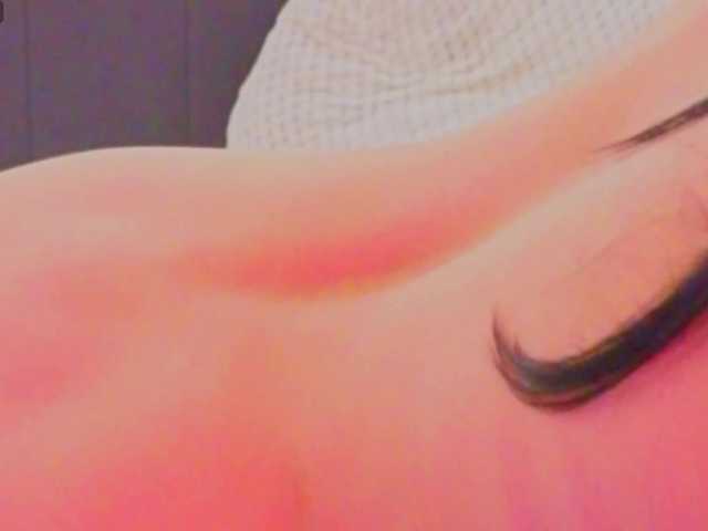 LauraDelight's BongaCams show and profile