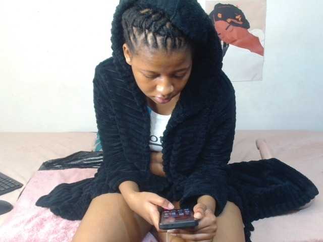 VelvetTits's BongaCams show and profile