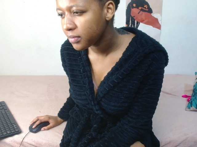 VelvetTits's BongaCams show and profile