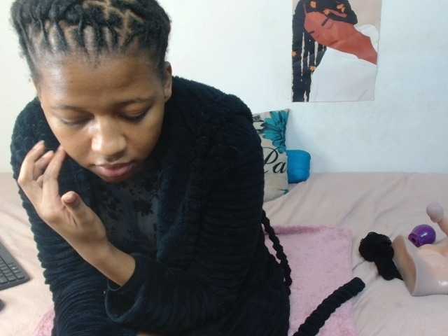 VelvetTits's BongaCams show and profile