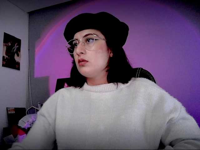 scarlettsen Live Cam on BongaCams