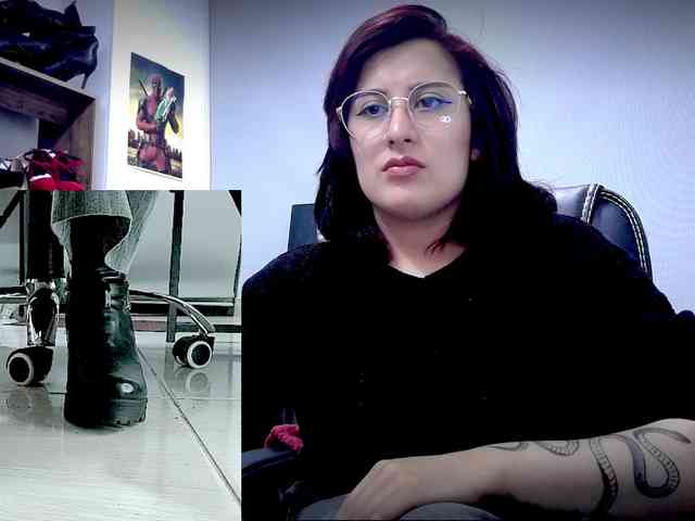 scarlettsen Live Webcam on BongaCams