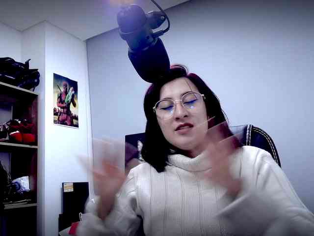 scarlettsen Live Webcam on BongaCams