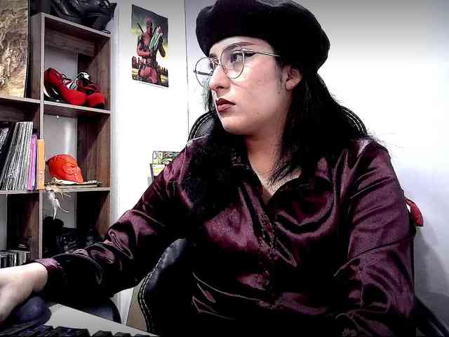 scarlettsen Live Webcam on BongaCams