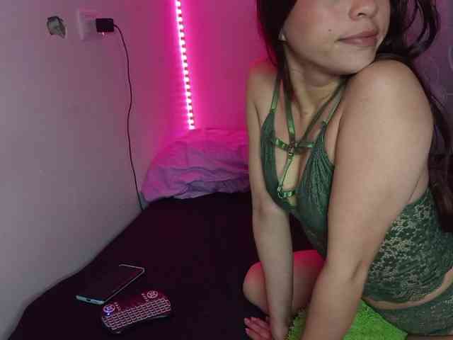 The-Perfect-Dream23 webcam