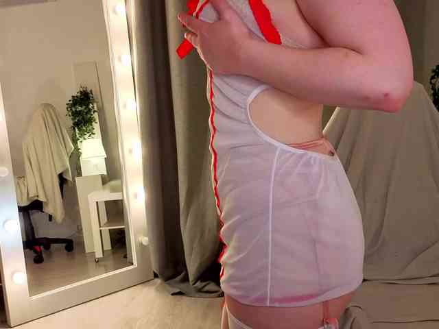 KellyMoussi KellyMoussi