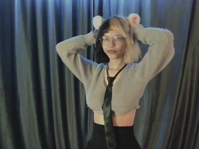 KateMooss's BongaCams show and profile