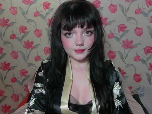 AnnmarieGuastella's BongaCams show and profile