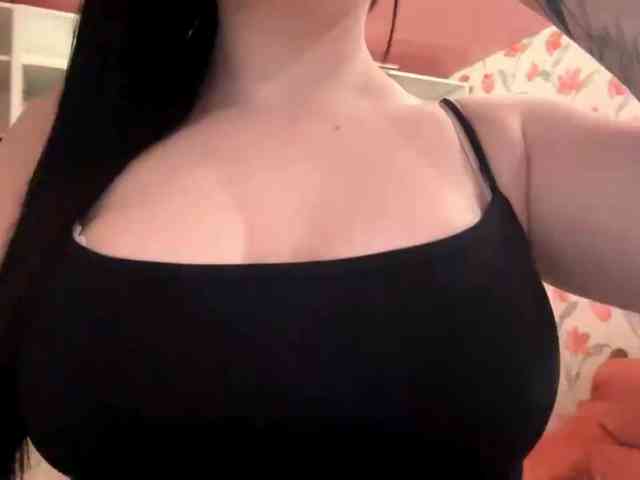 AnnmarieGuastella webcam