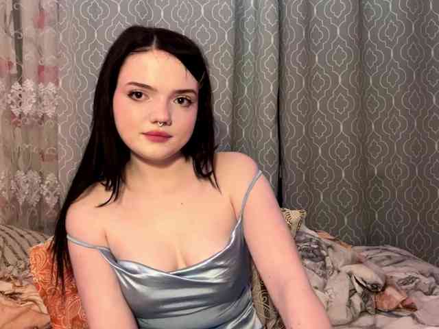 AnnmarieGuastella webcam